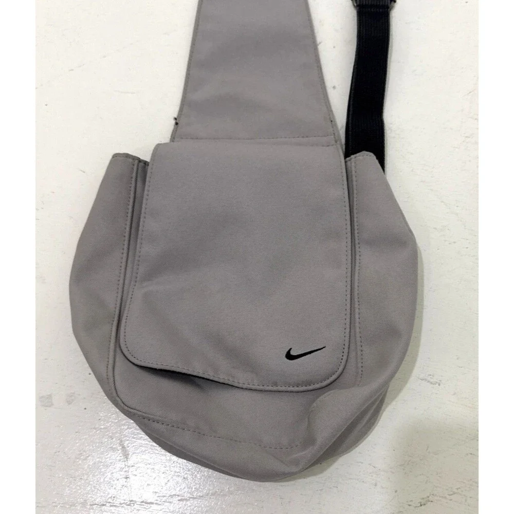 Nike y2k crossbody
